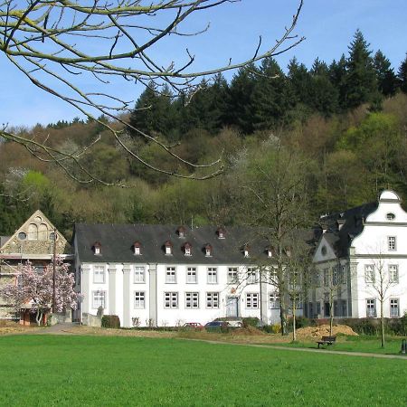 Gaestehaus Der Abtei Sayn Бендорф Екстериор снимка
