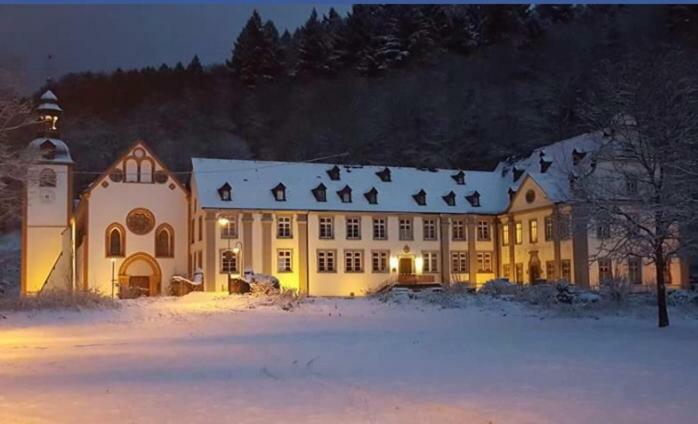 Gaestehaus Der Abtei Sayn Бендорф Екстериор снимка